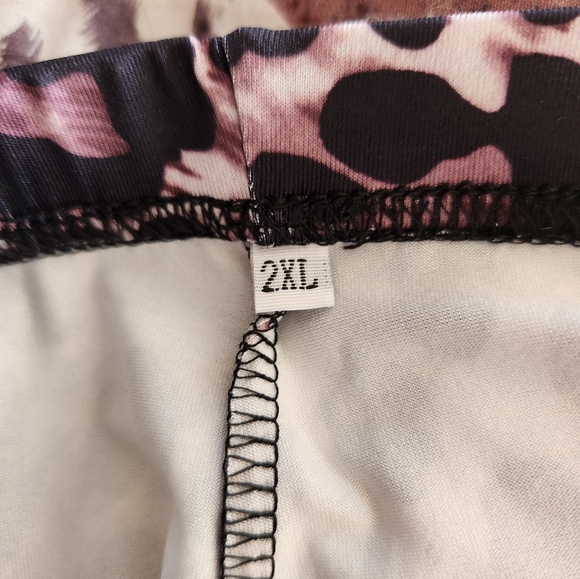 Leggings size 2X - Picture 3 of 3